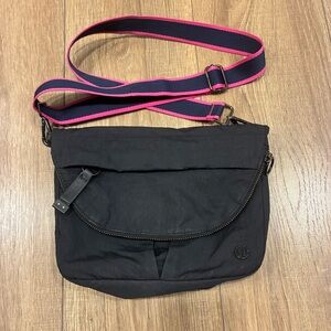 Lululemon Crossbody Bag with Pink and navy Strap